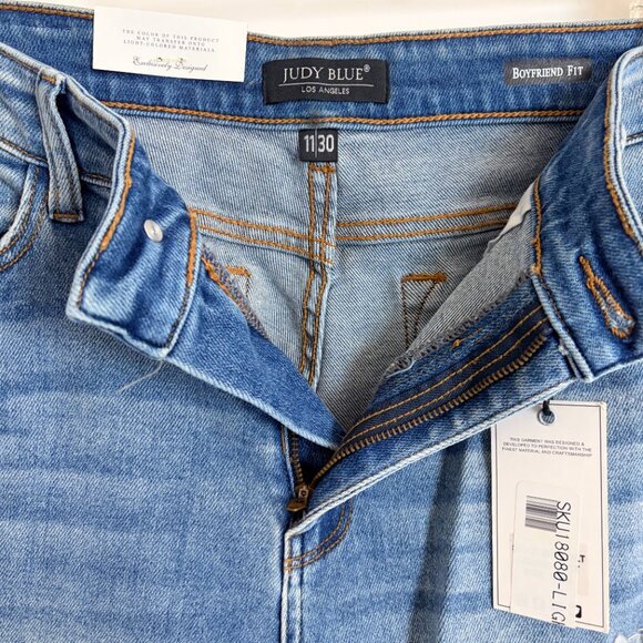 JUDY BLUE Jeans 11/30 Light Denim Boyfriend Fit Distressed Straight Leg STRETCH - Picture 6 of 7